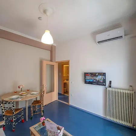 Ortansia, Affordable Flat In Urban Core Of Chania חאניה